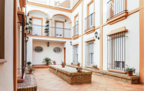 2 Bedroom Beautiful Home In Carmona, Carmona